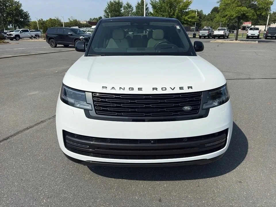 2024 Land Rover Range Rover L460 - Image 2 of 14
