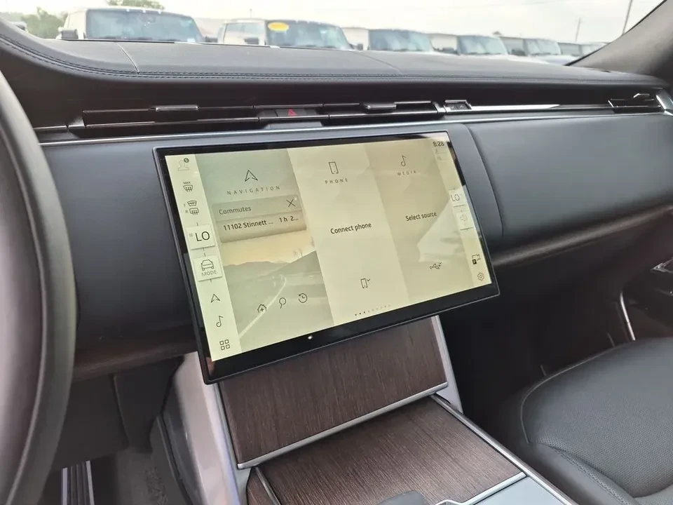2024 Land Rover Range Rover L460 - Image 16 of 20