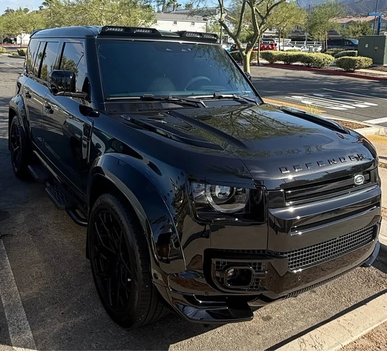 2024 Land Rover Defender V8 - Image 6 of 9