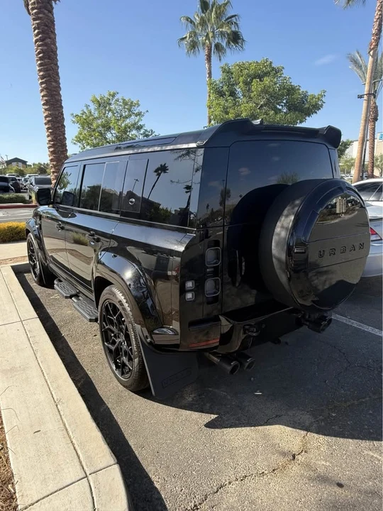 2024 Land Rover Defender V8 - Image 2 of 9