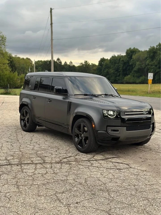 2024 Land Rover Defender L663 - Image 2 of 14