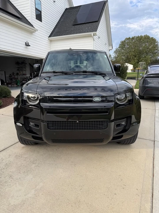 2024 Land Rover Defender L663 - Image 3 of 16