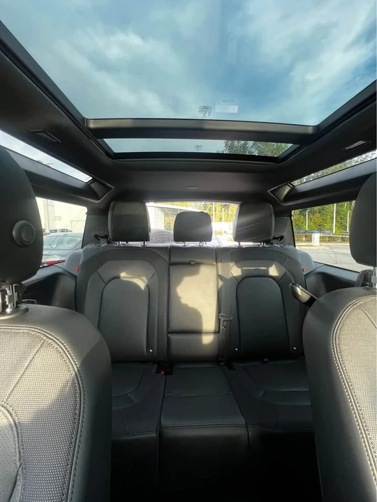 2024 Land Rover Defender L663 - Image 6 of 9