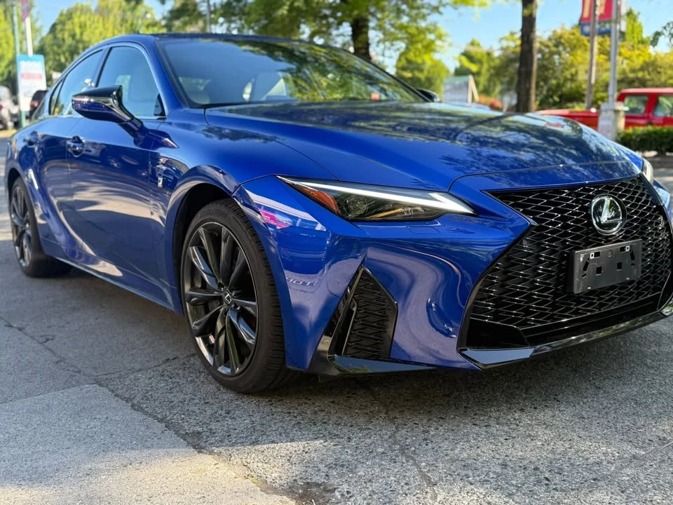 2024 Lexus IS 3rd Gen - Image 9 of 17