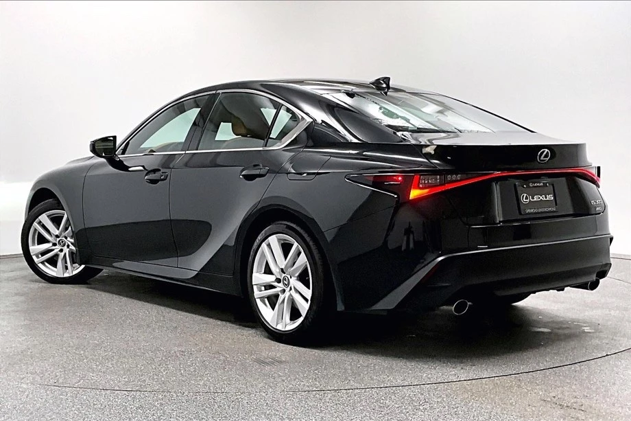 2024 Lexus IS 3rd Gen - Image 4 of 17