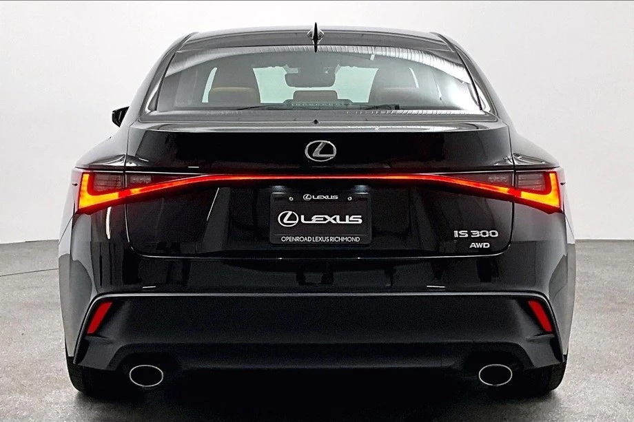 2024 Lexus IS 3rd Gen - Image 5 of 17