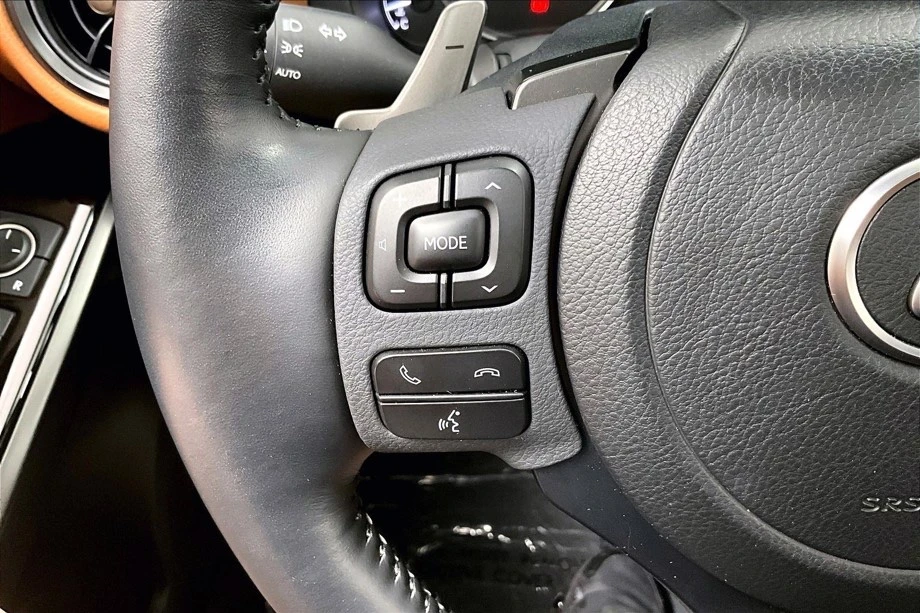 2024 Lexus IS 3rd Gen - Image 15 of 17
