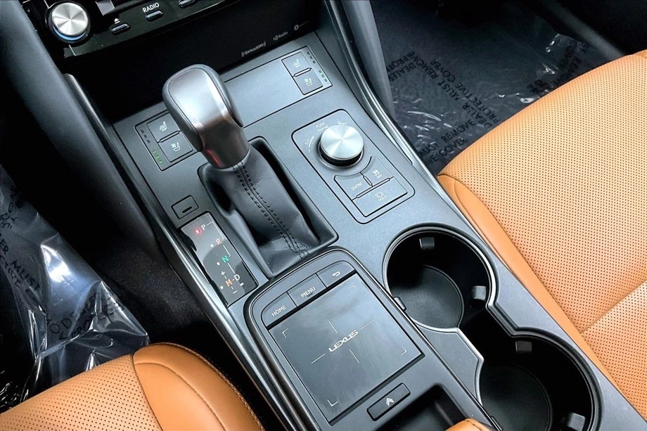 2024 Lexus IS 3rd Gen - Image 12 of 17