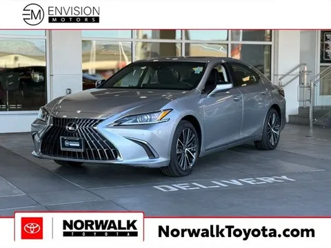 2024 Lexus ES 250