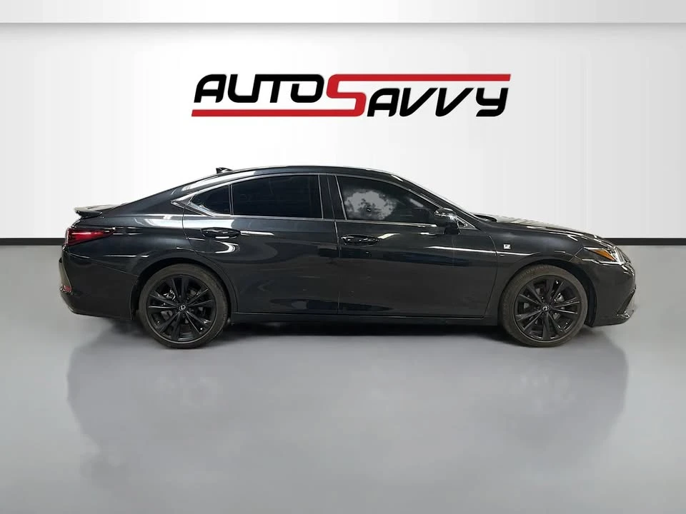 2024 Lexus ES 7th Gen - Image 8 of 20
