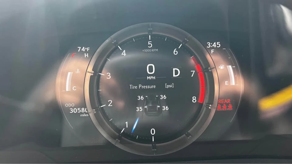 2024 Lexus ES 7th Gen - Image 10 of 19