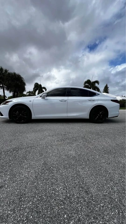 2024 Lexus ES 7th Gen - Image 3 of 19