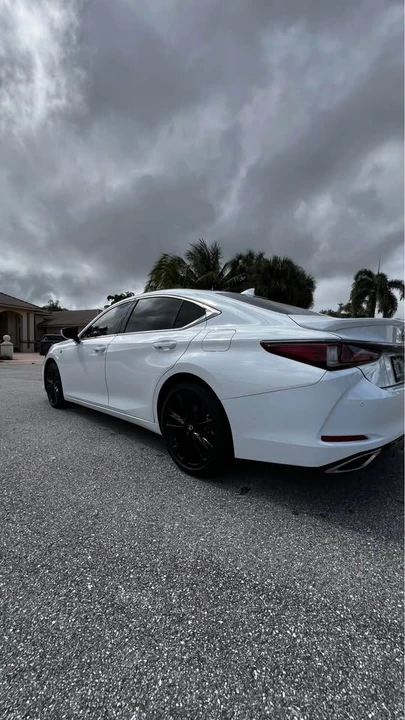 2024 Lexus ES 7th Gen - Image 4 of 19