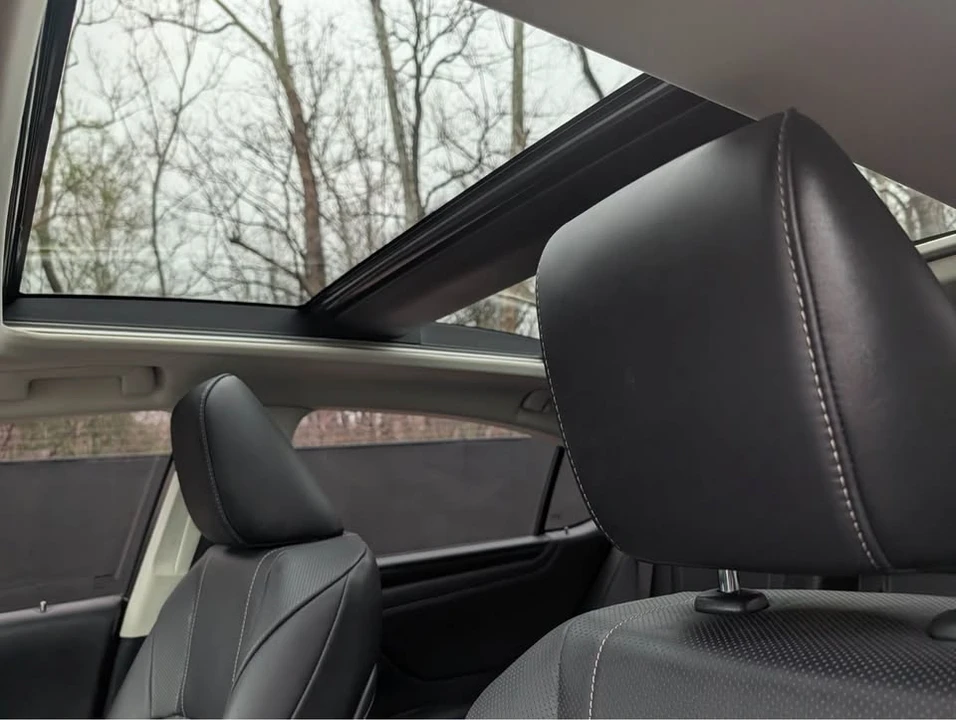 2024 Lexus ES 7th Gen - Image 14 of 20