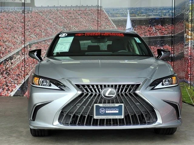 2024 Lexus ES 7th Gen - Image 2 of 12