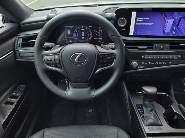 2024 Lexus ES 7th Gen - Image 11 of 12