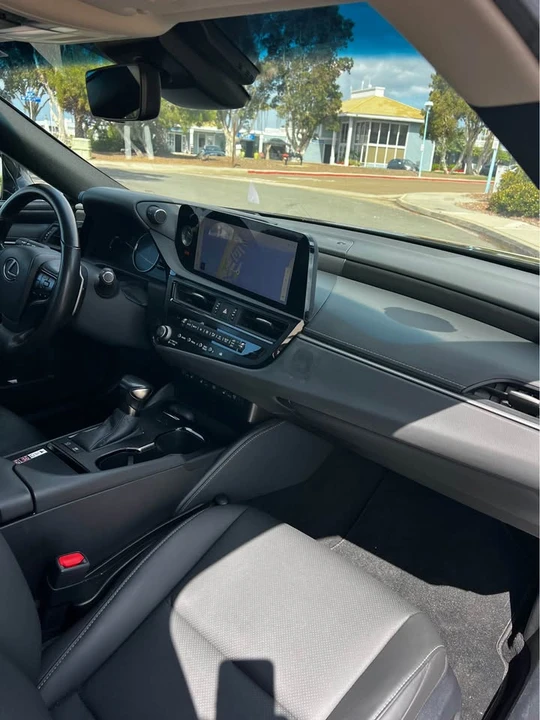 2024 Lexus ES 7th Gen - Image 3 of 10