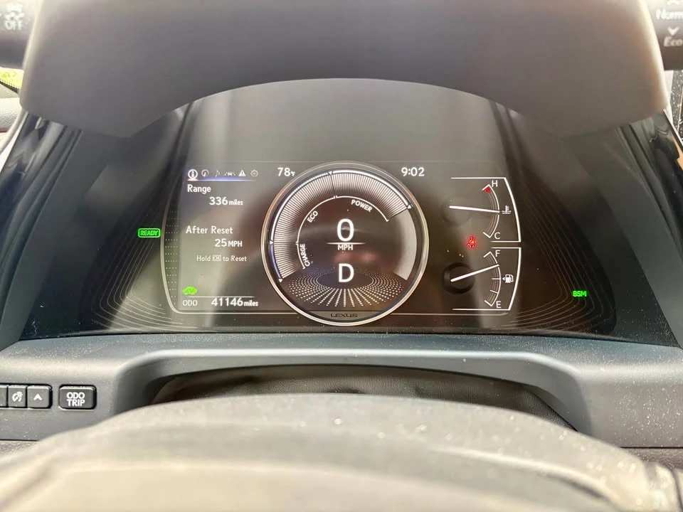 2024 Lexus ES 7th Gen - Image 15 of 20