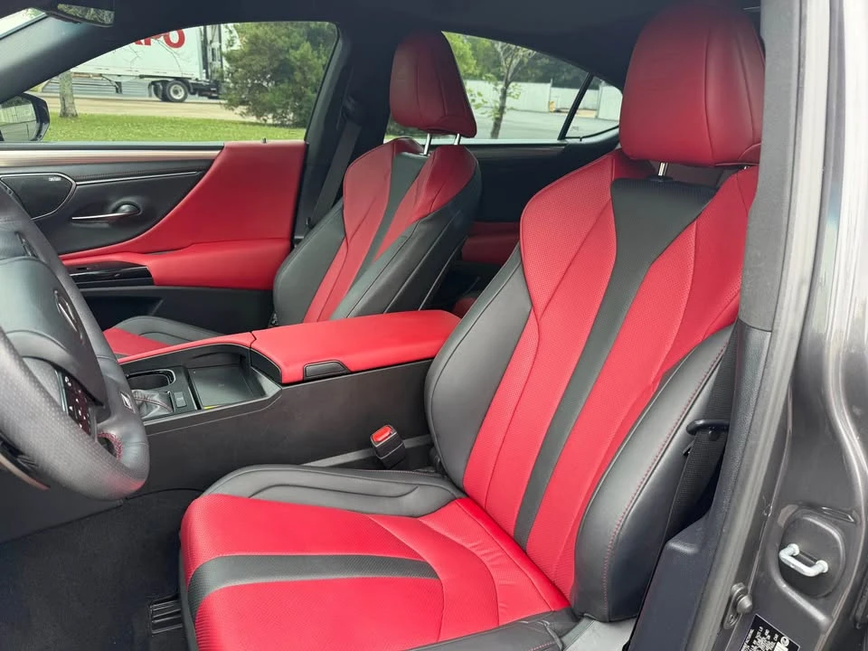 2024 Lexus ES 7th Gen - Image 6 of 17