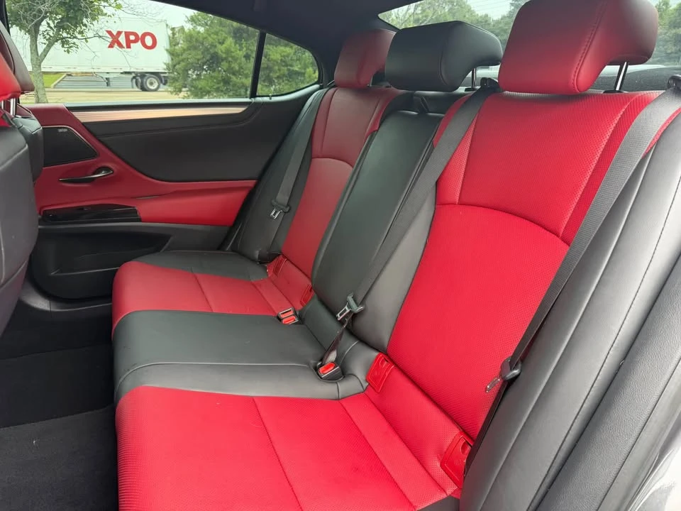 2024 Lexus ES 7th Gen - Image 7 of 17