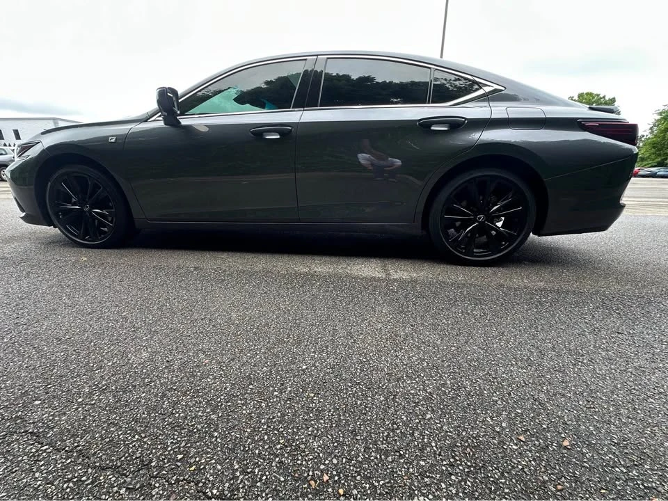 2024 Lexus ES 7th Gen - Image 8 of 14