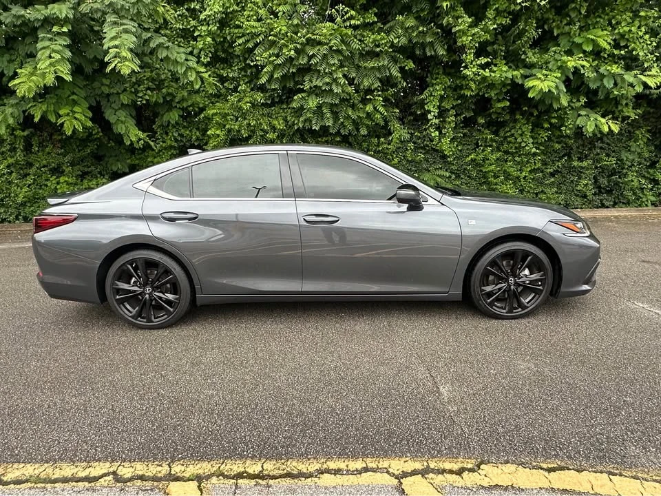 2024 Lexus ES 7th Gen - Image 6 of 14
