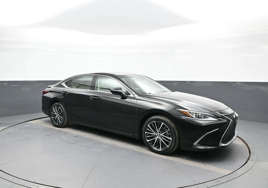 2024 Lexus ES 7th Gen - Image 4 of 21