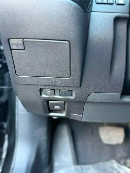2024 Lexus ES 7th Gen - Image 20 of 21