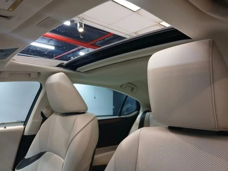 2024 Lexus ES 7th Gen - Image 12 of 12