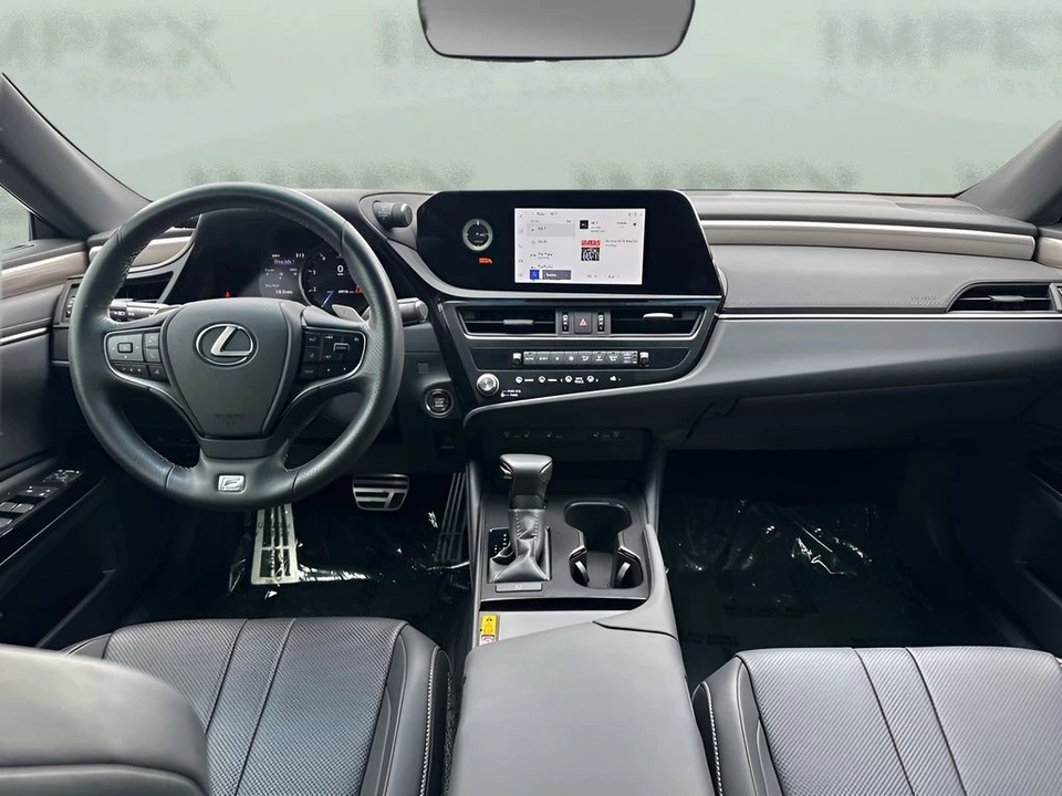 2024 Lexus ES 7th Gen - Image 14 of 21