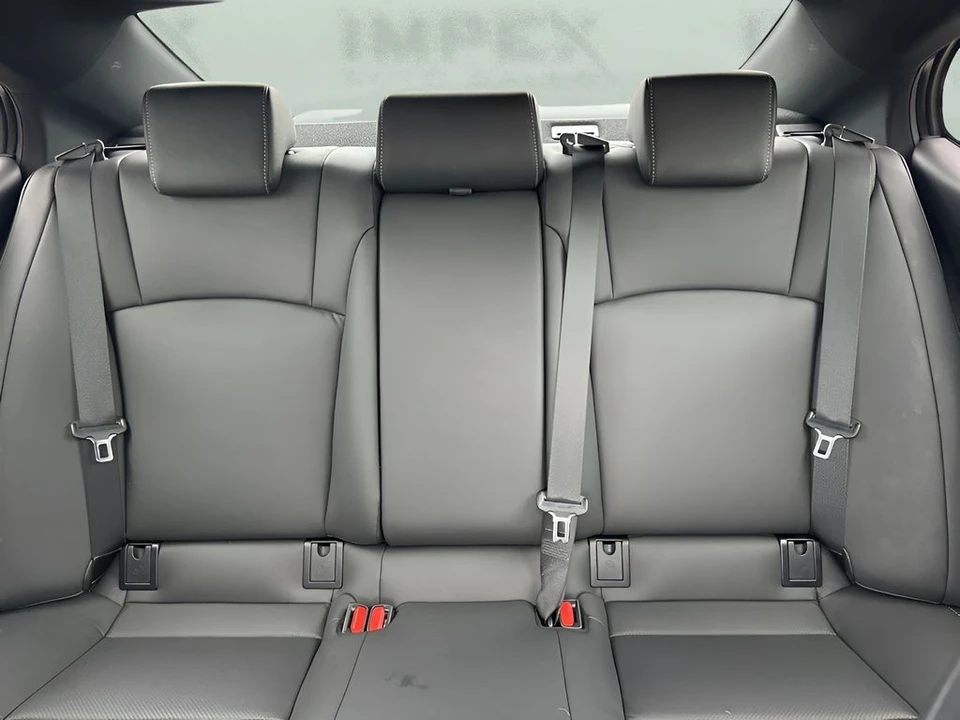 2024 Lexus ES 7th Gen - Image 13 of 21