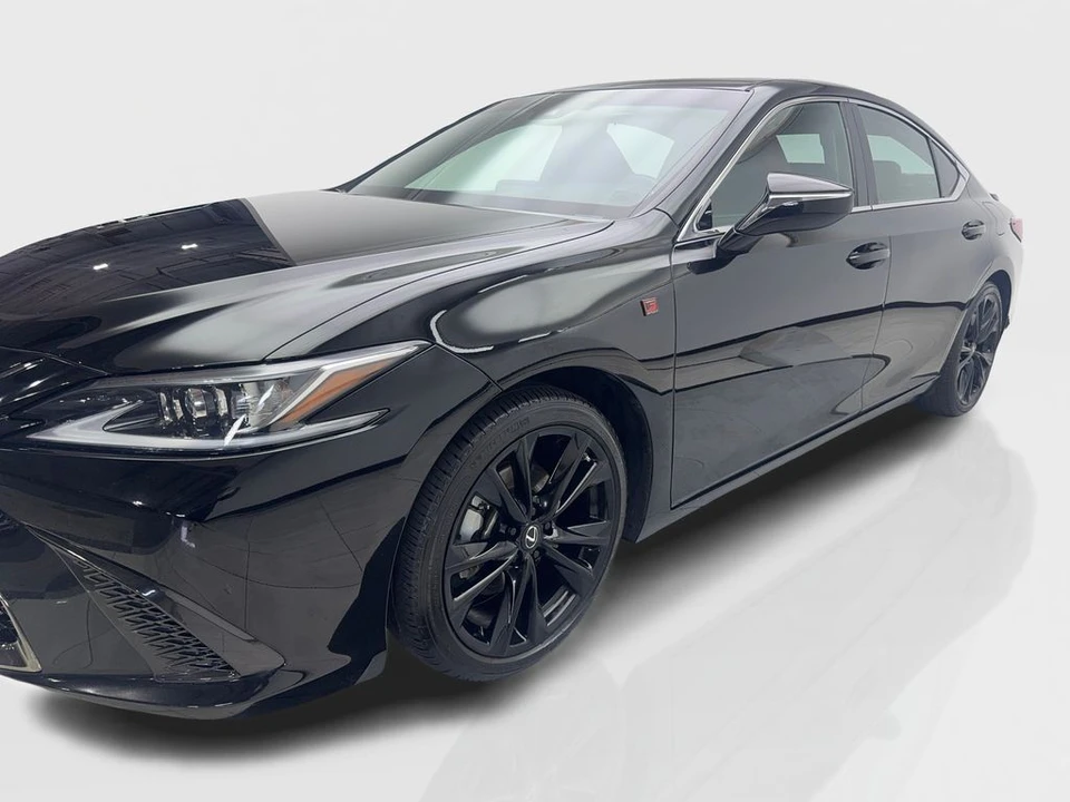 2024 Lexus ES 7th Gen - Image 11 of 21