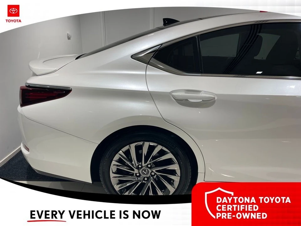 2024 Lexus ES 7th Gen - Image 6 of 12