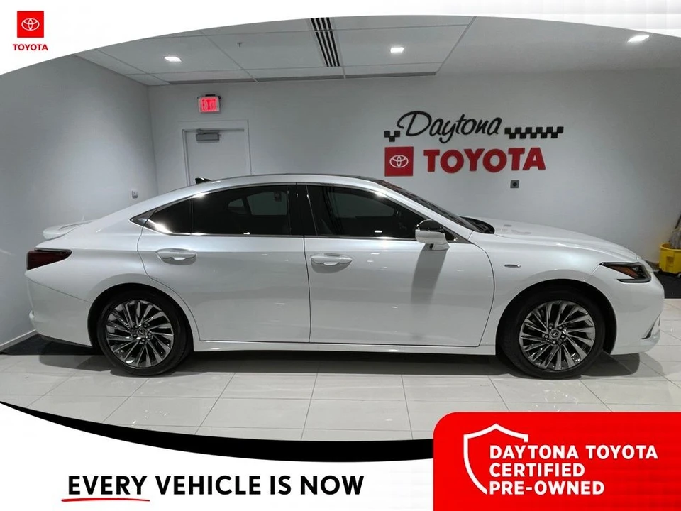 2024 Lexus ES 7th Gen - Image 5 of 12