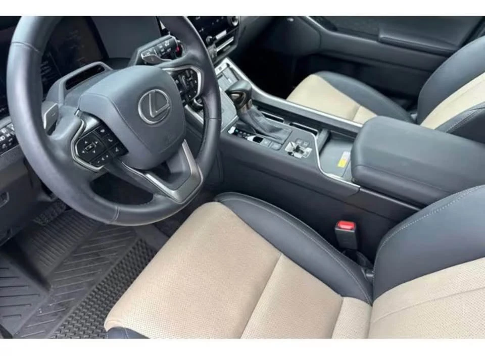 2024 Lexus GX 3rd Gen - Image 4 of 10