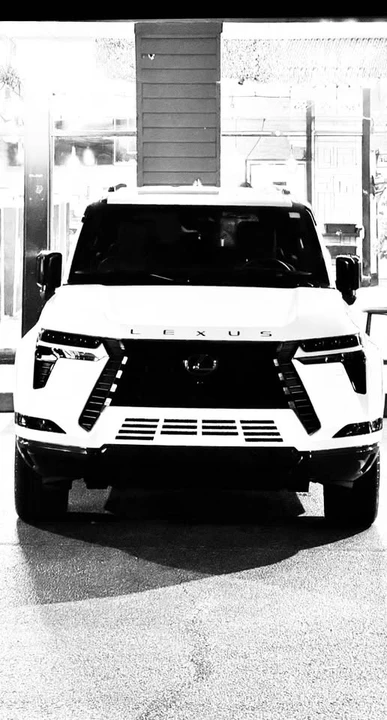 2024 Lexus GX 3rd Gen - Image 4 of 9