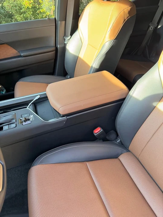 2024 Lexus GX 3rd Gen - Image 7 of 9