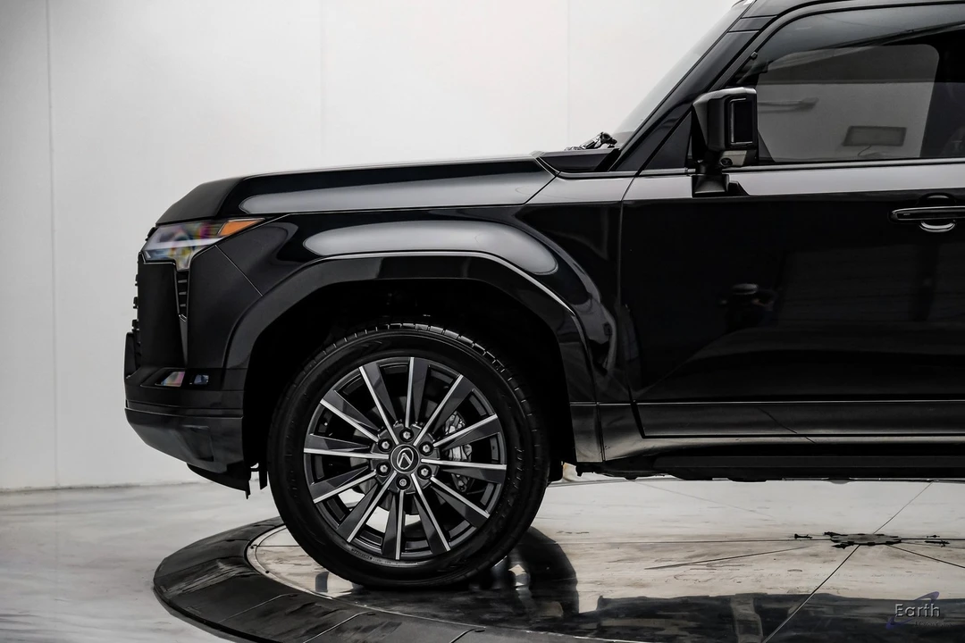 2024 Lexus GX 3rd Gen - Image 6 of 12