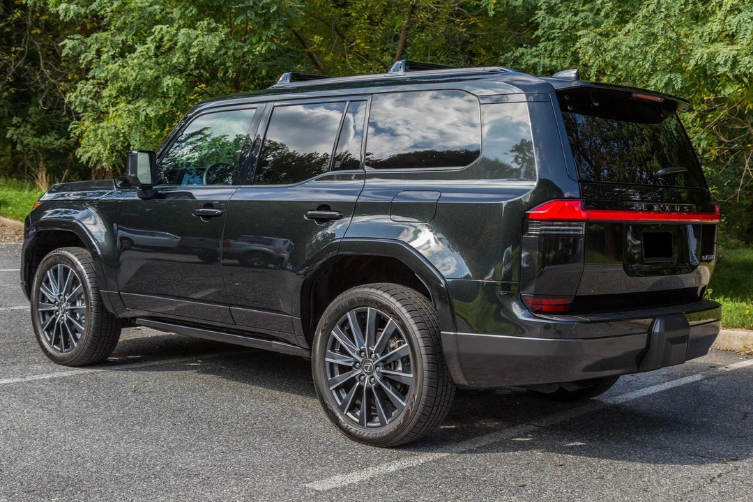 2024 Lexus GX 3rd Gen - Image 4 of 31