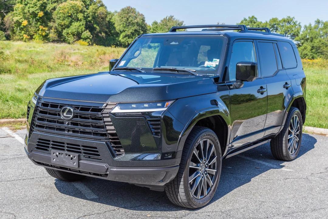 2024 Lexus GX 3rd Gen - Image 10 of 31