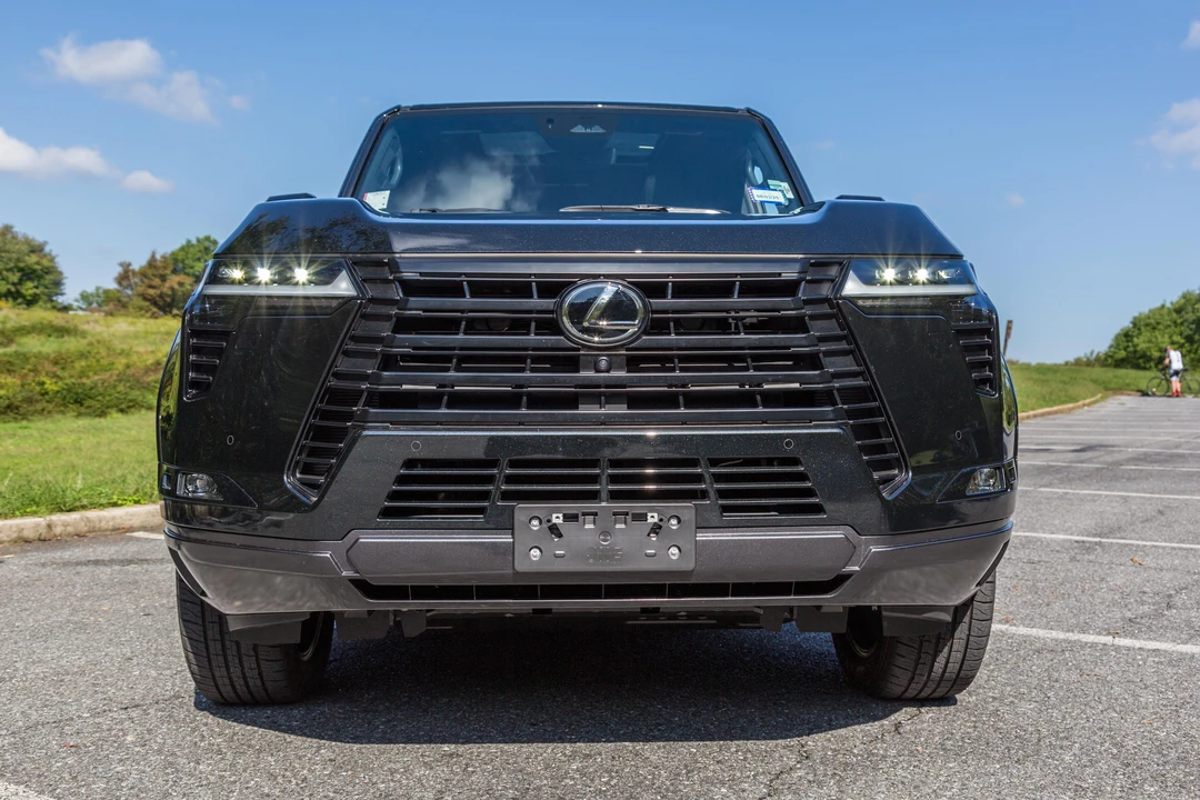 2024 Lexus GX 3rd Gen - Image 8 of 31