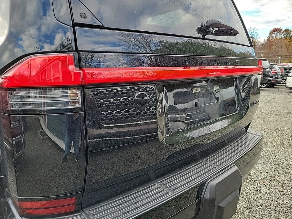 2024 Lexus GX 3rd Gen - Image 7 of 12