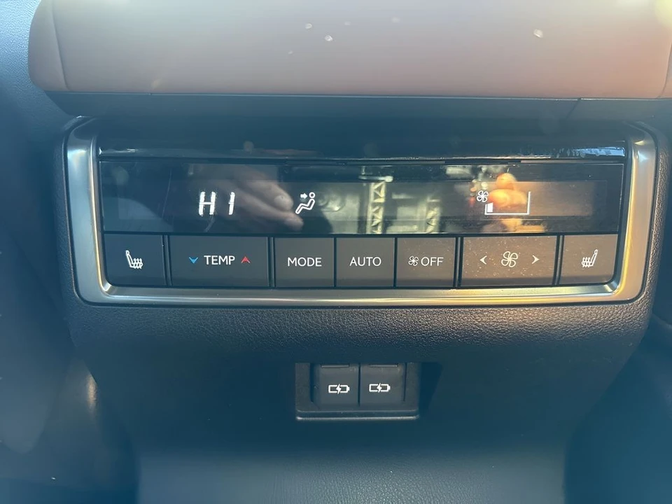 2024 Lexus GX 3rd Gen - Image 14 of 21