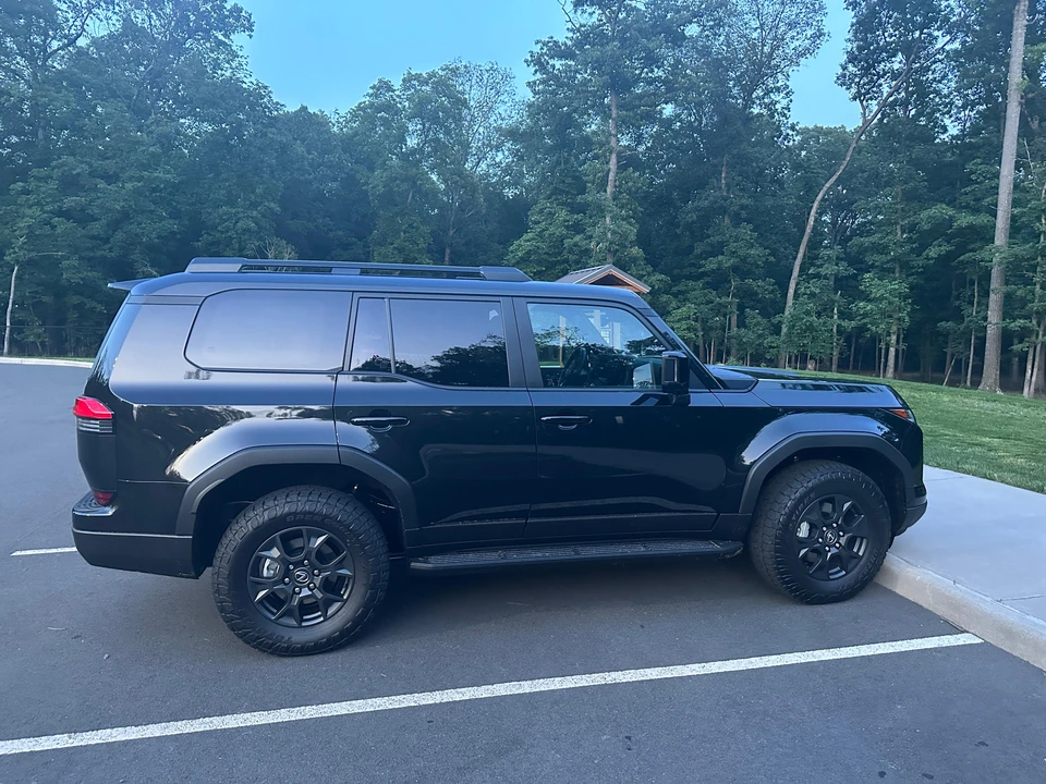 2024 Lexus GX 3rd Gen - Image 23 of 31