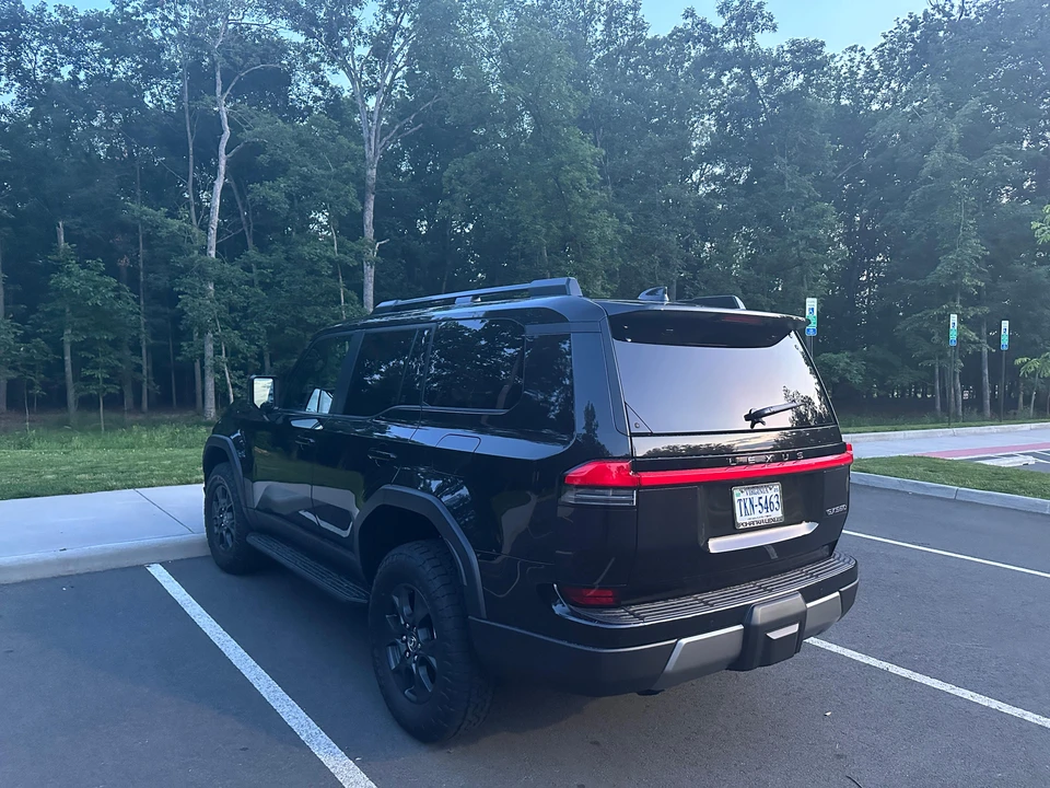2024 Lexus GX 3rd Gen - Image 15 of 31