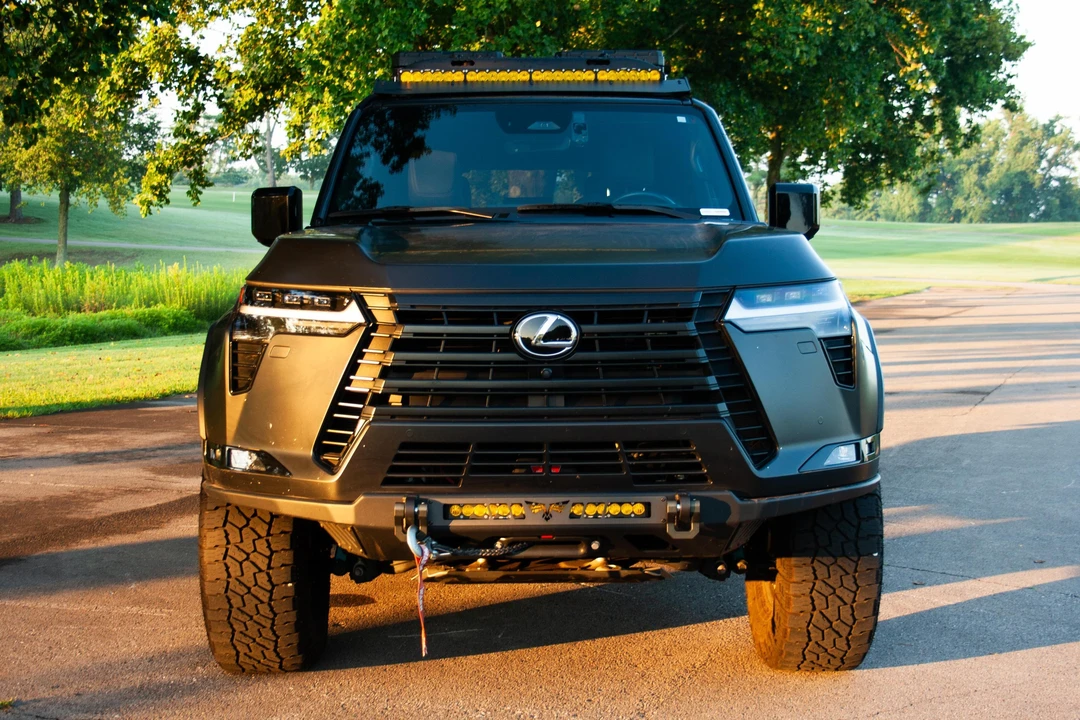 2024 Lexus GX 3rd Gen - Image 2 of 31
