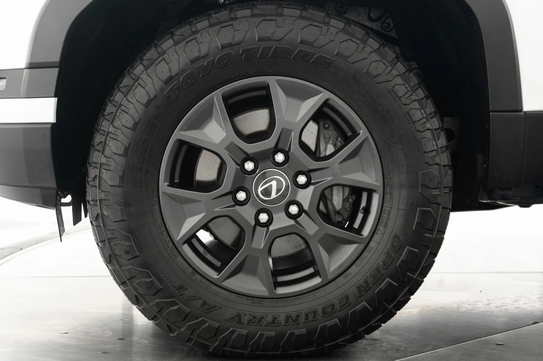 2024 Lexus GX 3rd Gen - Image 10 of 12