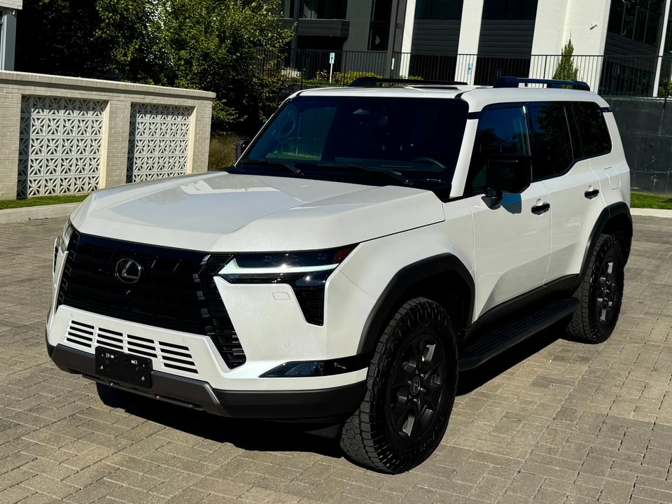 2024 Lexus GX 3rd Gen - Image 2 of 12