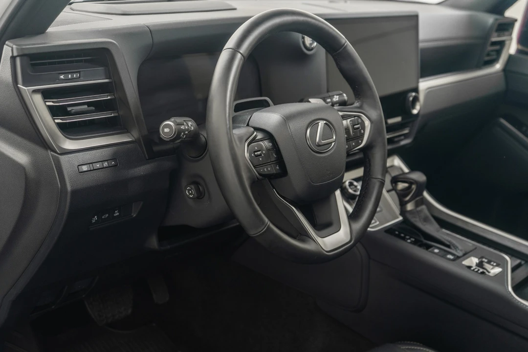 2024 Lexus GX 3rd Gen - Image 13 of 21