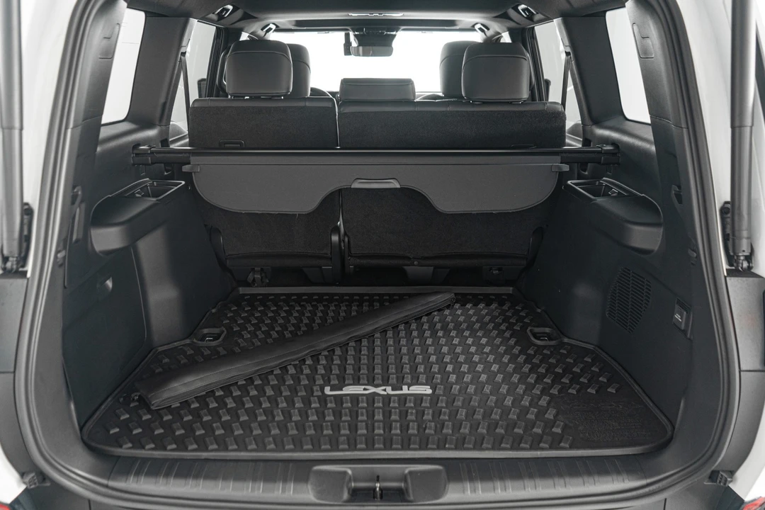 2024 Lexus GX 3rd Gen - Image 19 of 21